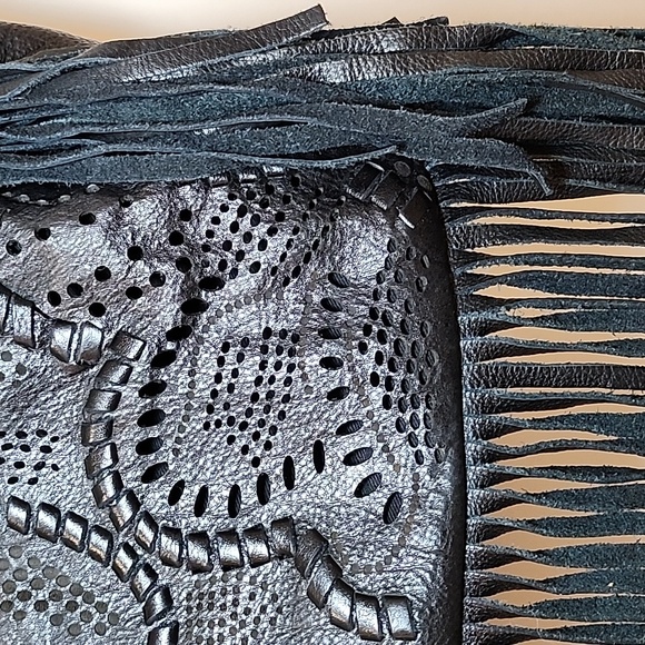 Frye Vivian Leather Fringe Tote Bag black  fringe trim - Picture 12 of 15